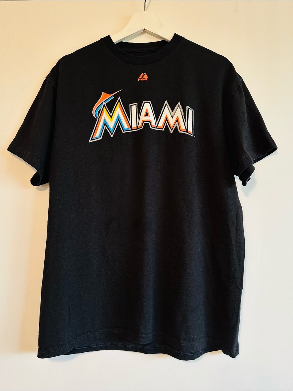 Majestic Men’s Miami Marlins - Johnson 55 - Black Cotton Graphic Tee - Large